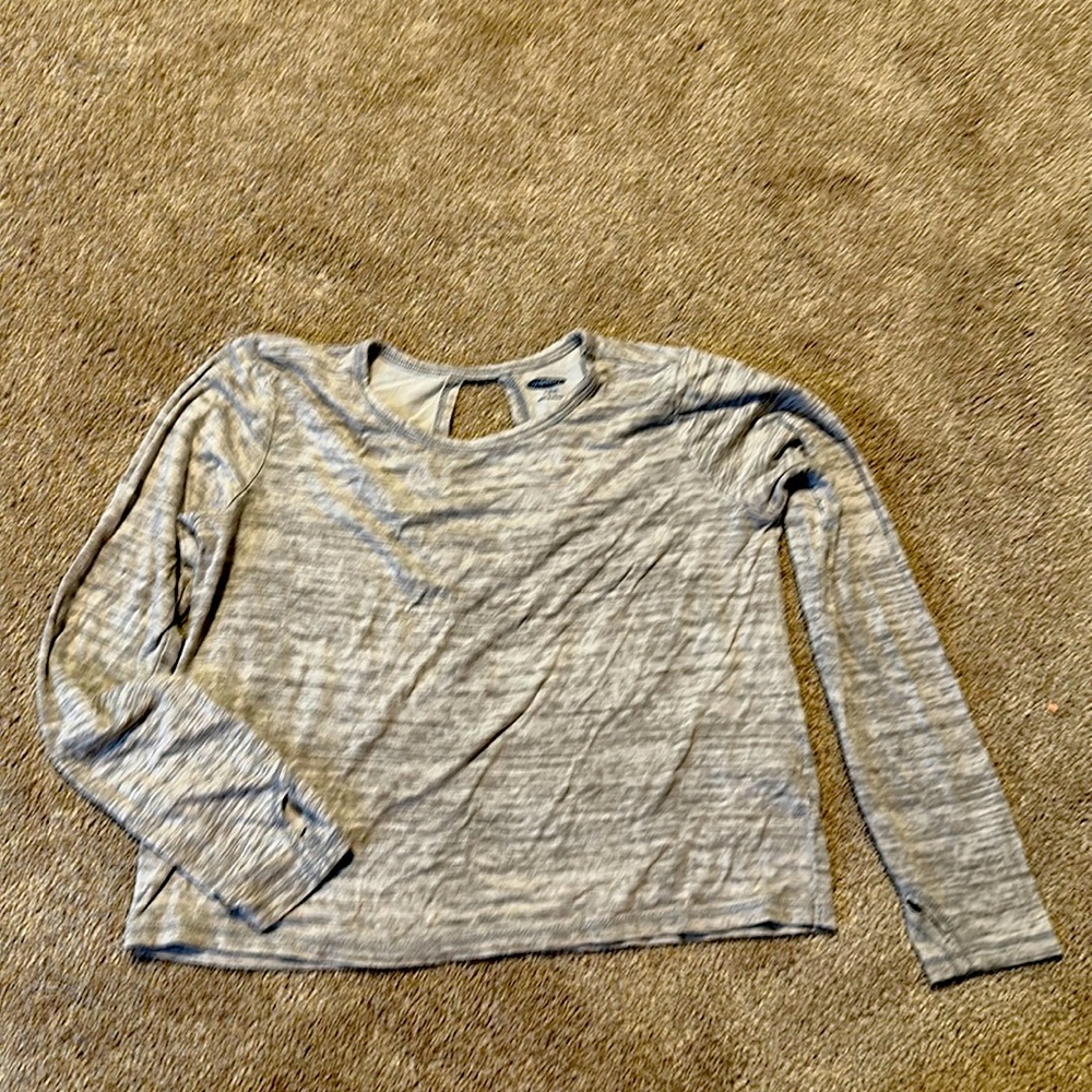 Girls gray Old Navy Long sleeve shirt S (6-7)